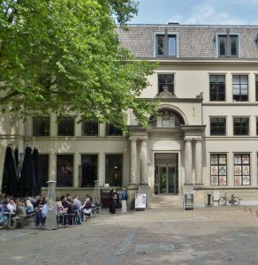 De nieuwe Beterschappen-kantoorkamer in het Utrechts Archief-gebouw, boven de Rechtbank
